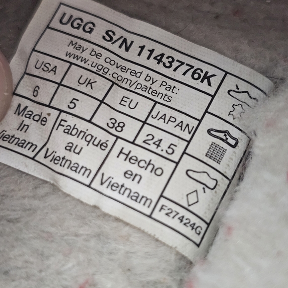 UGG Tazz Platform Slippers Sand Size 6 Women Suede Cozy Fashionable Slip-On - Picture 5 of 15